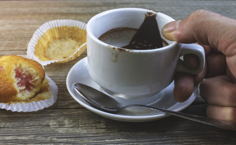 Czar Świtu : Odkrywamy Sekrety Kawy – Od Rośliny przez Proces Palenia aż po Twoją Filiżankę Pełną Smaku.